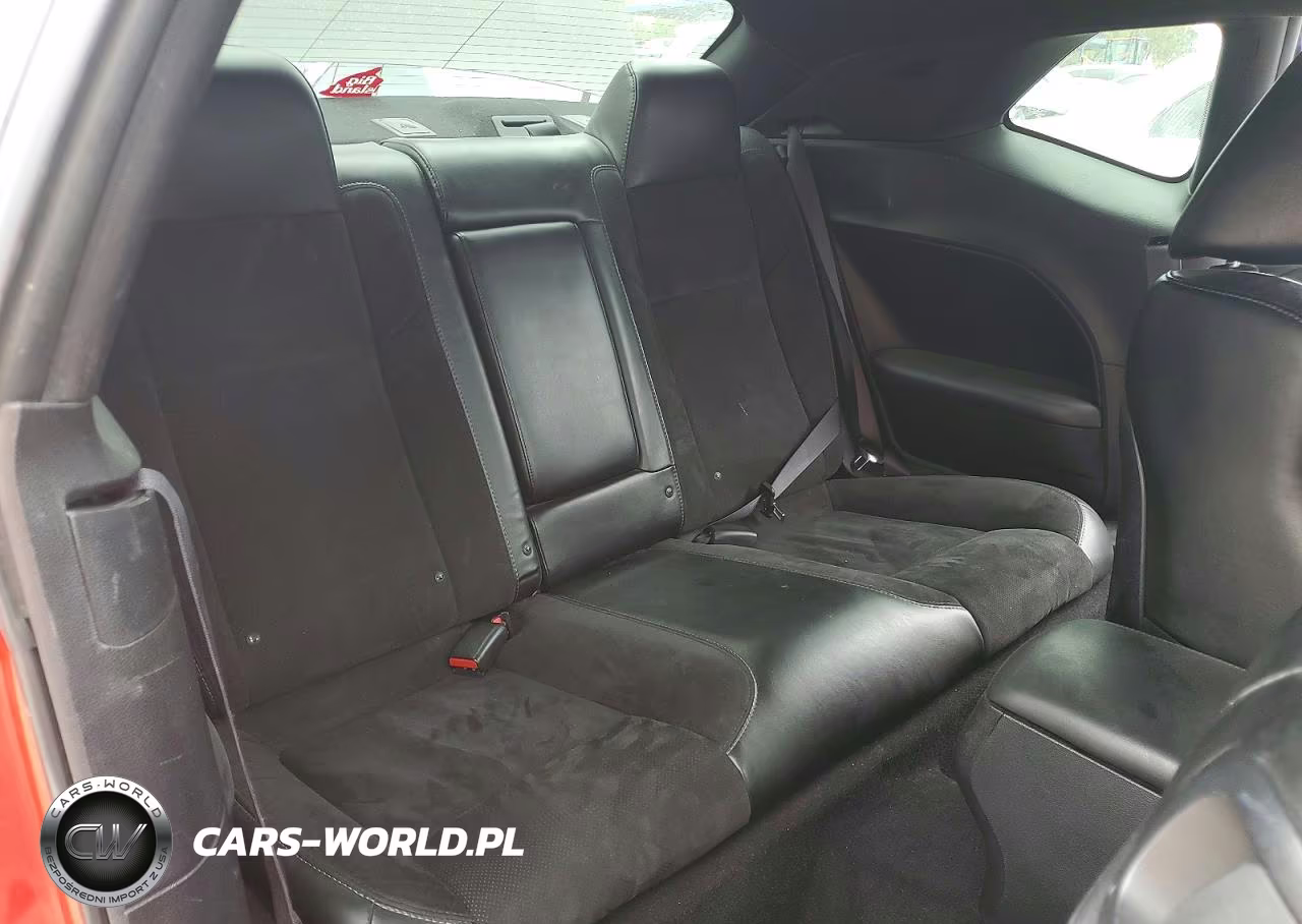 2019 Dodge Challenger R-T Scat Pack VIN:2C3CDZFJ2KH652577 - 10