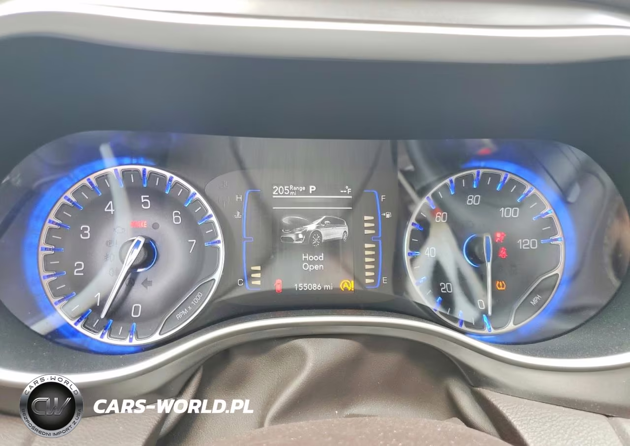 2018 Chrysler Pacifica Touring L VIN:2C4RC1BG8JR153831 - 9