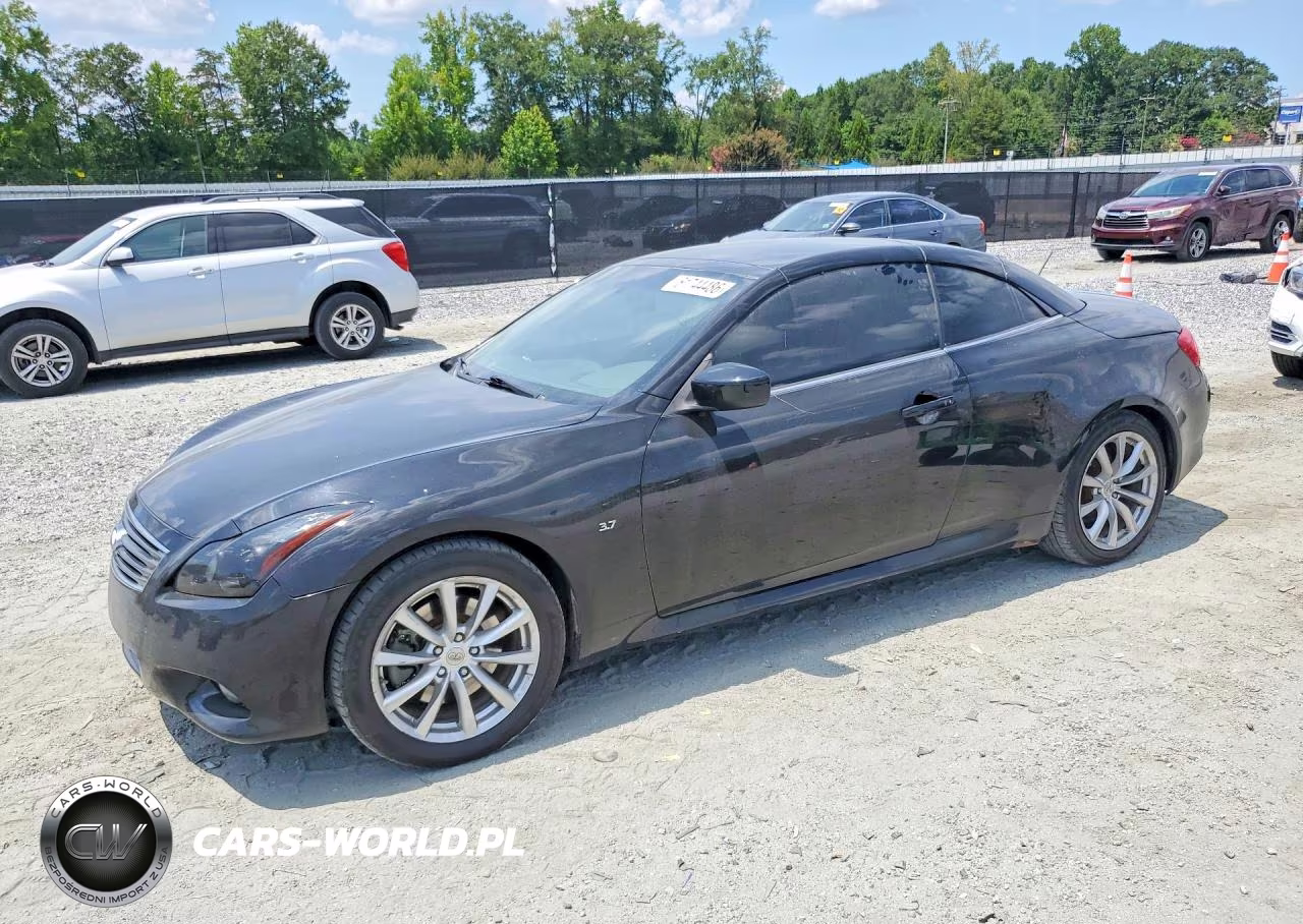 2015 Infiniti Q60 Base