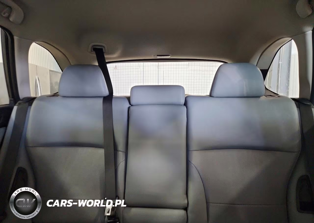2019 Subaru Outback 3.6R Limited VIN:4S4BSENC3K3292212 - 10