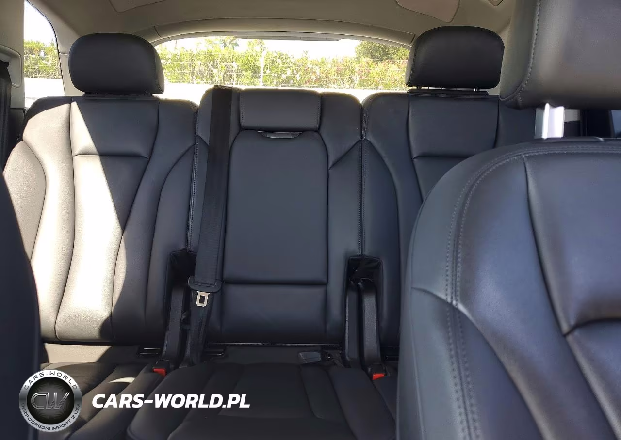 2024 Audi Q7 Premium Plus VIN:WA1LXBF79RD004315 - 10