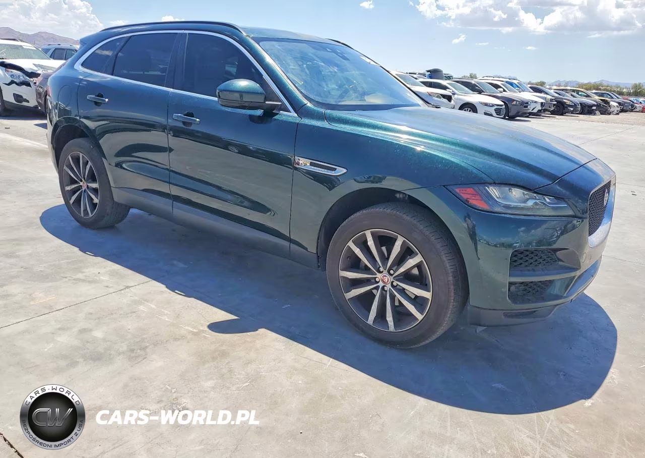 2018 Jaguar F-Pace Prestige VIN:SADCK2FX3JA256821 - 4