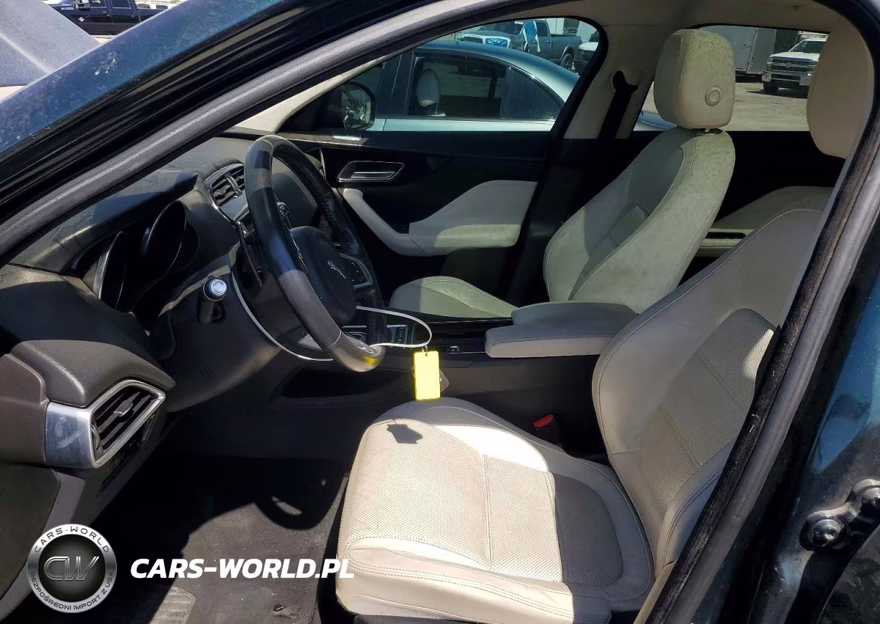 2018 Jaguar F-Pace Prestige VIN:SADCK2FX3JA256821 - 7