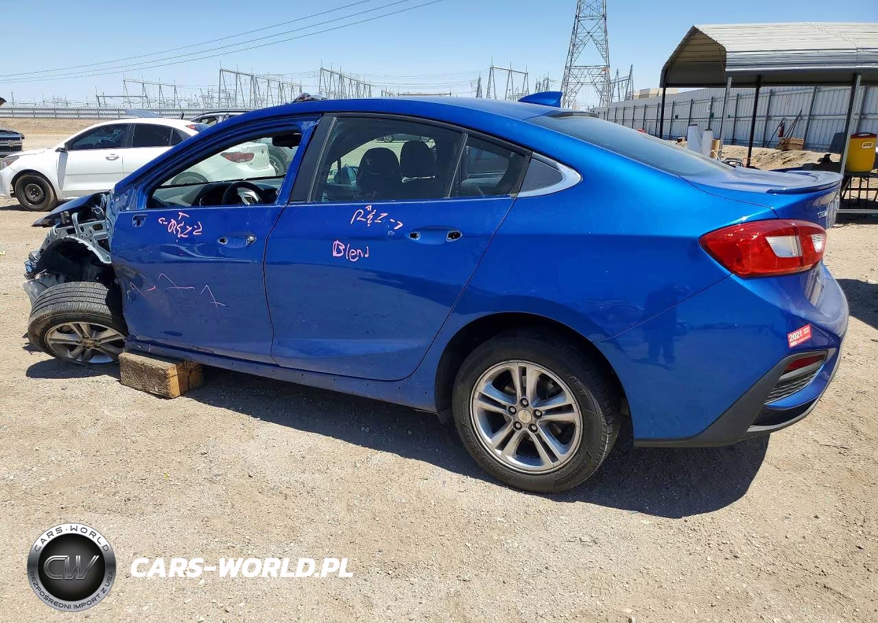 2018 Chevrolet Cruze Lt VIN:1G1BE5SM9J7222769 - 2
