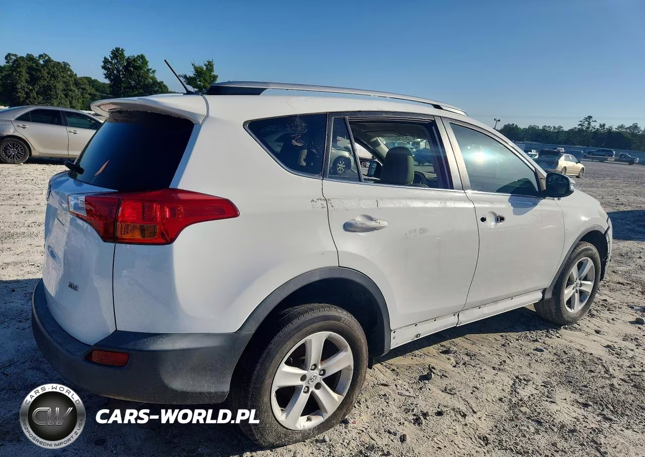 2014 Toyota Rav4 Xle VIN:2T3WFREVXEW122501 - 3