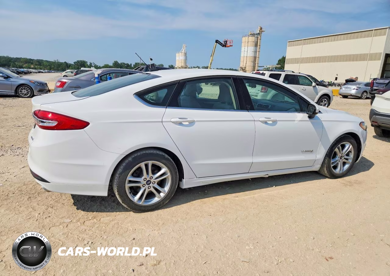 2018 Ford Fusion S Hybrid VIN:3FA6P0UU3JR141834 - 3