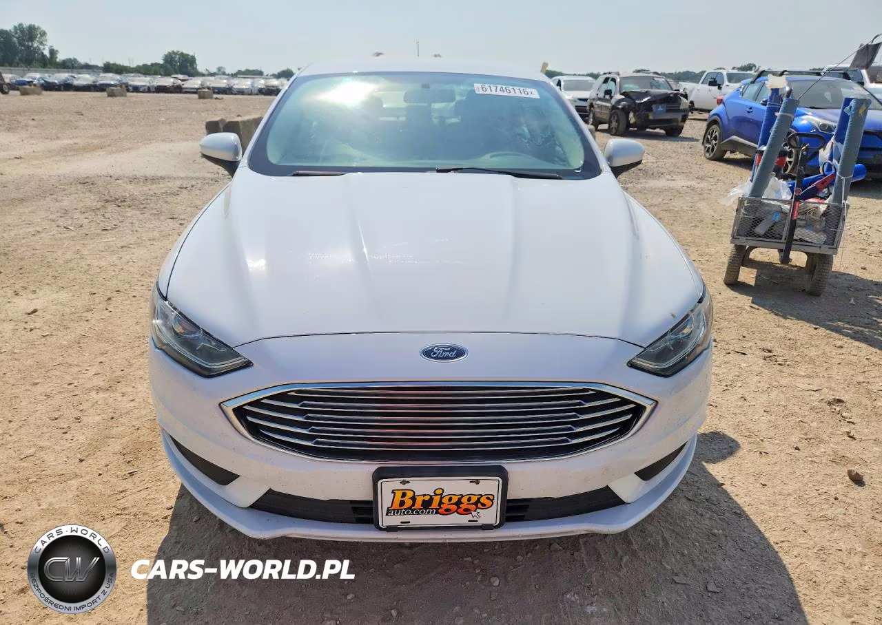 2018 Ford Fusion S Hybrid VIN:3FA6P0UU3JR141834 - 5