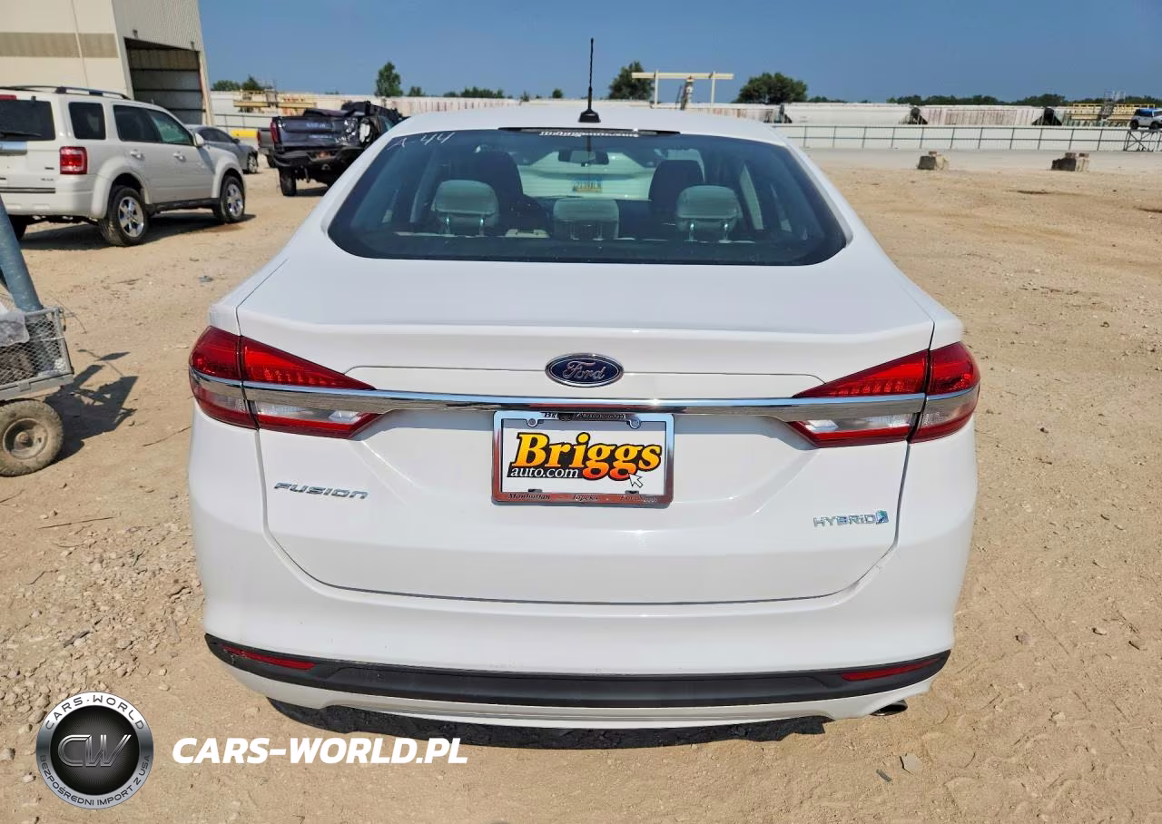 2018 Ford Fusion S Hybrid VIN:3FA6P0UU3JR141834 - 6