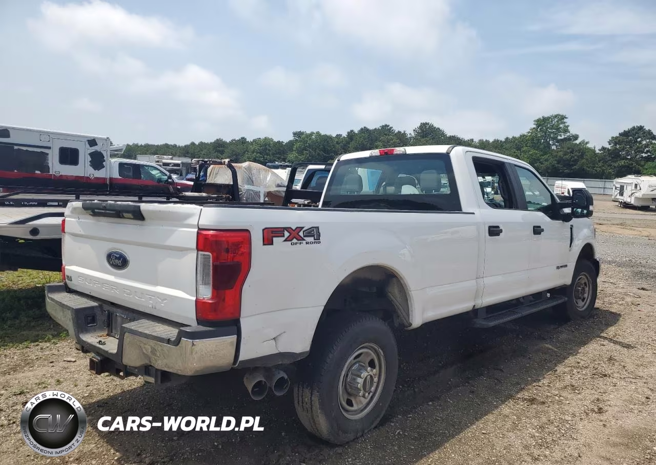 2019 Ford F350 Super Duty VIN:1FT8W3BT8KEF92120 - 3