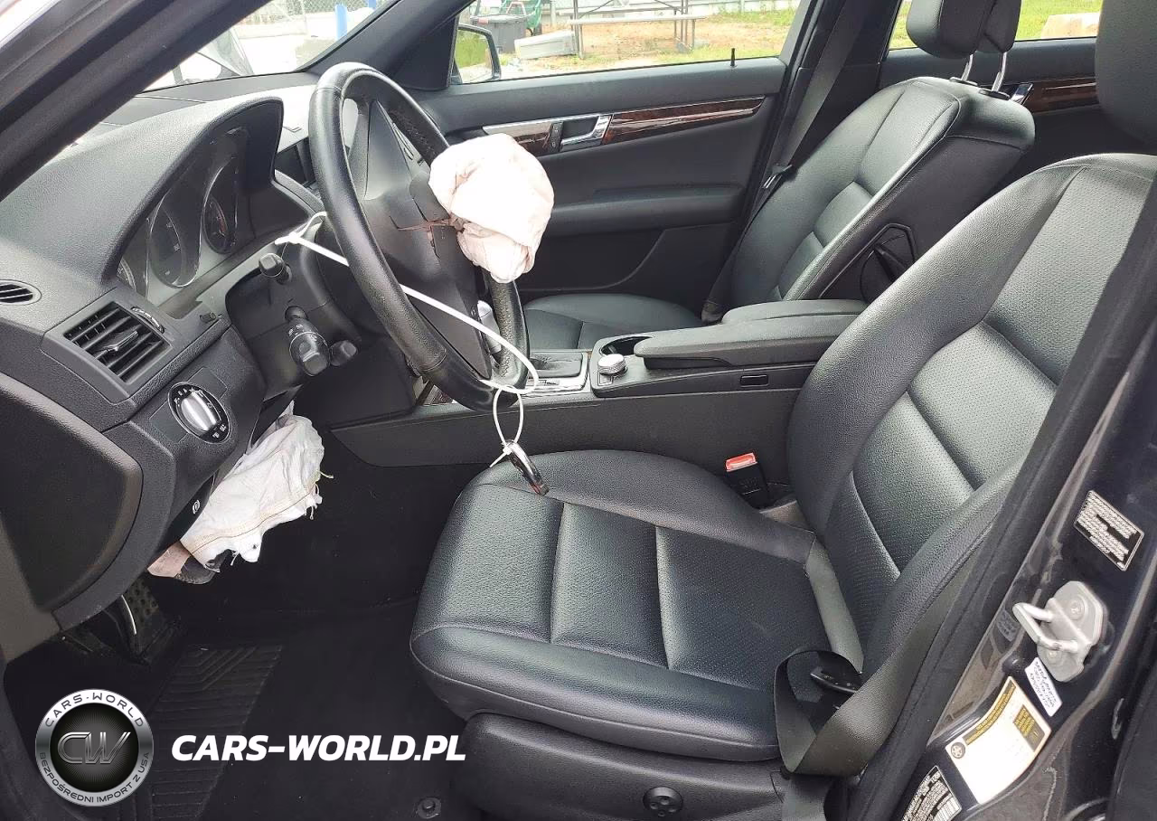 2010 Mercedes-Benz C 300 VIN:WDDGF5EB1AF448806 - 7