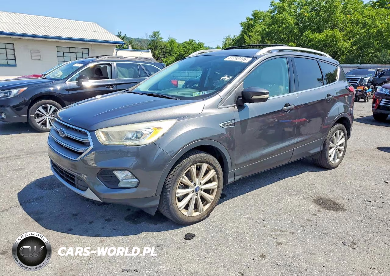 2017 Ford Escape Titanium – zdjęcie 1 z 13