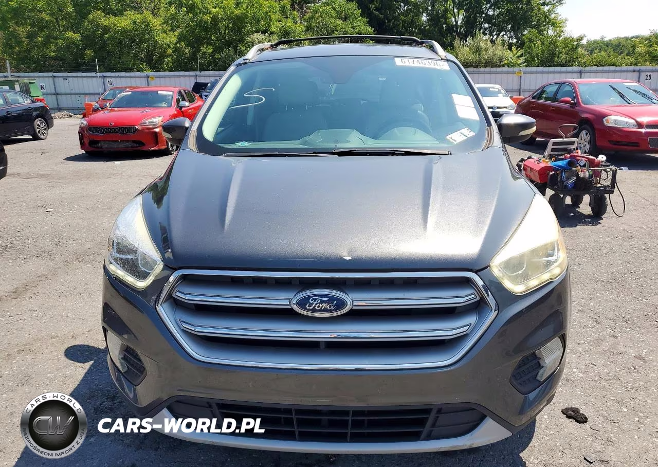 2017 Ford Escape Titanium VIN:1FMCU9J94HUD90684 - 5