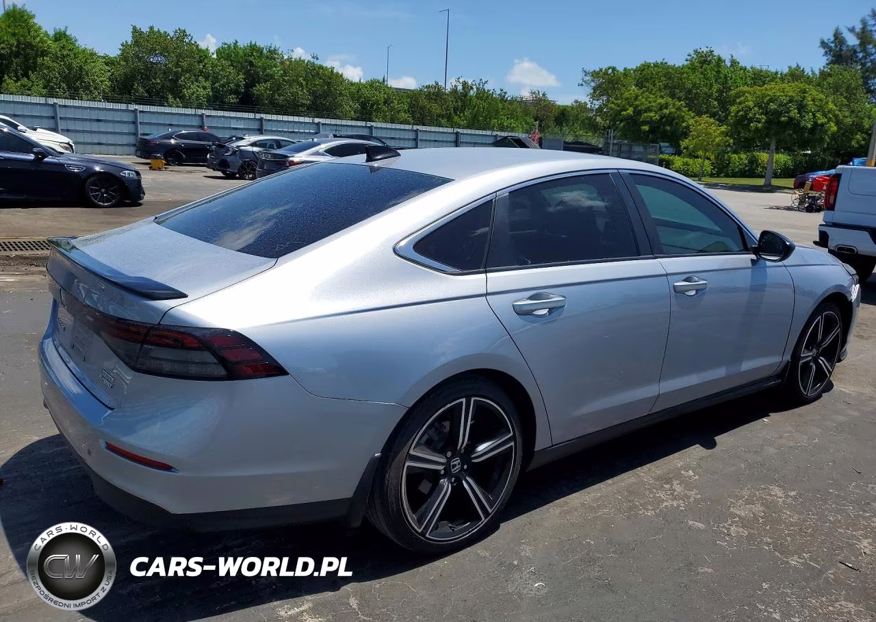 2023 Honda Accord Hybrid Sport VIN:1HGCY2F52PA063529 - 3