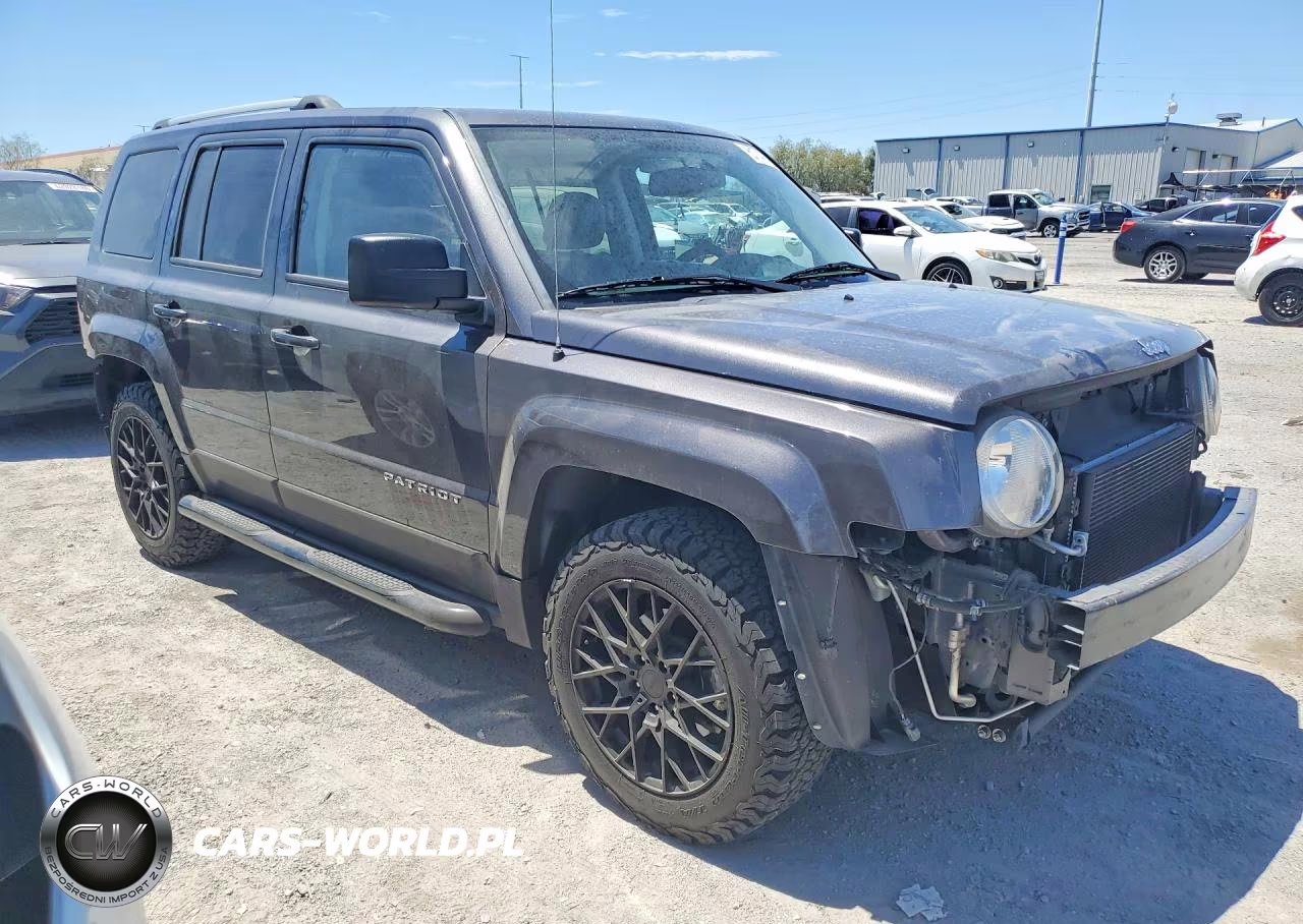 2016 Jeep Patriot Latitude VIN:1C4NJPFA2GD537113 - 4