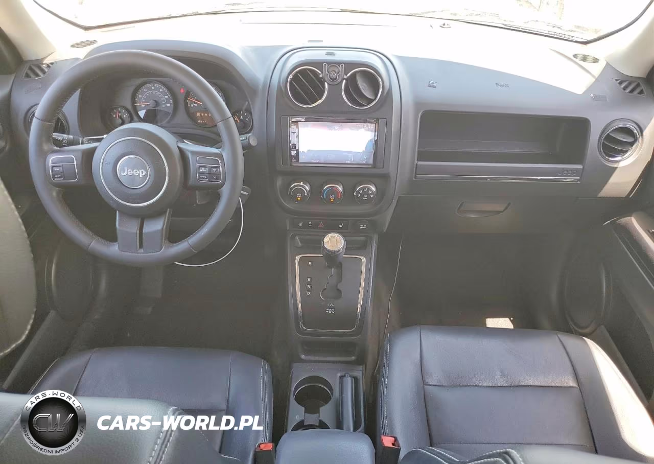 2016 Jeep Patriot Latitude VIN:1C4NJPFA2GD537113 - 8