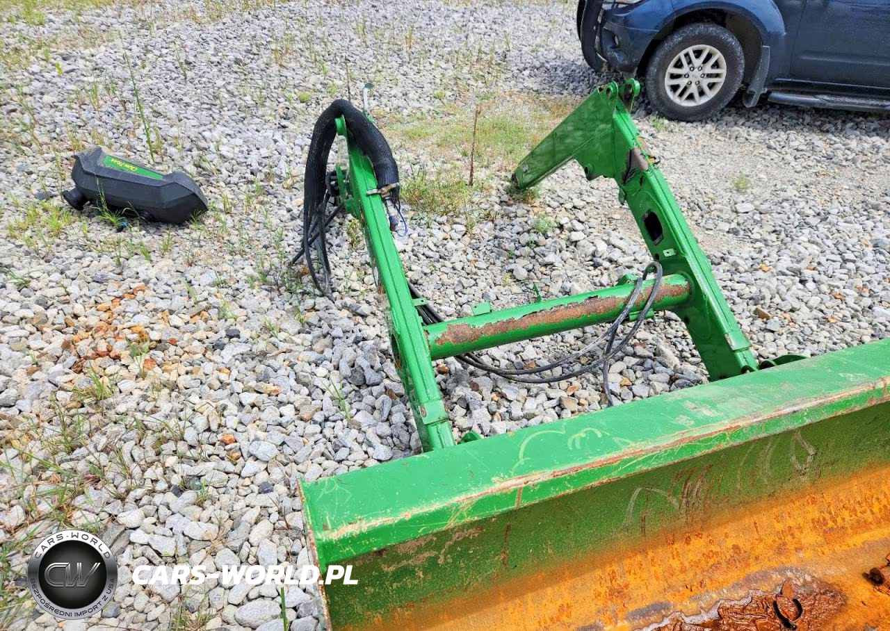 2021 John Deere 520M Loader VIN:1P0520MXTMD072720 - 8