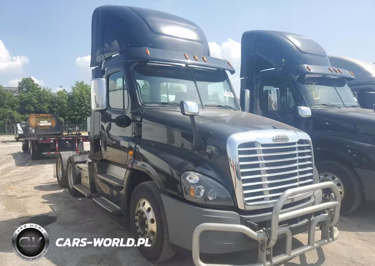 2017 FREIGHTLINER CASCADIA 1 