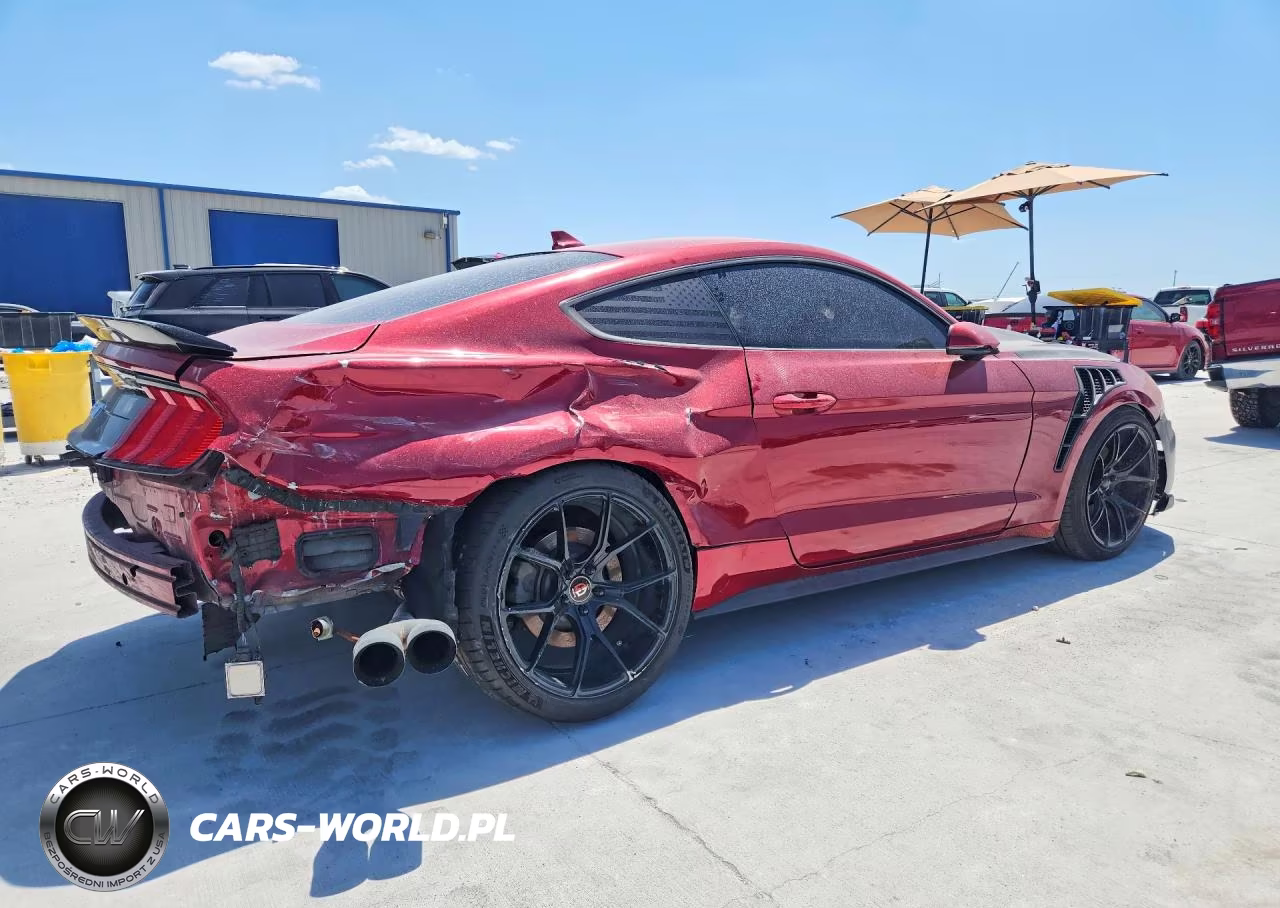 2020 Ford Mustang Gt Premium Fastback VIN:1FA6P8CF2L5183581 - 3
