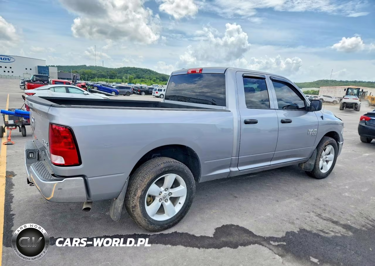 2021 Ram 1500 Classic Tradesman VIN:1C6RR7FG6MS524393 - 3