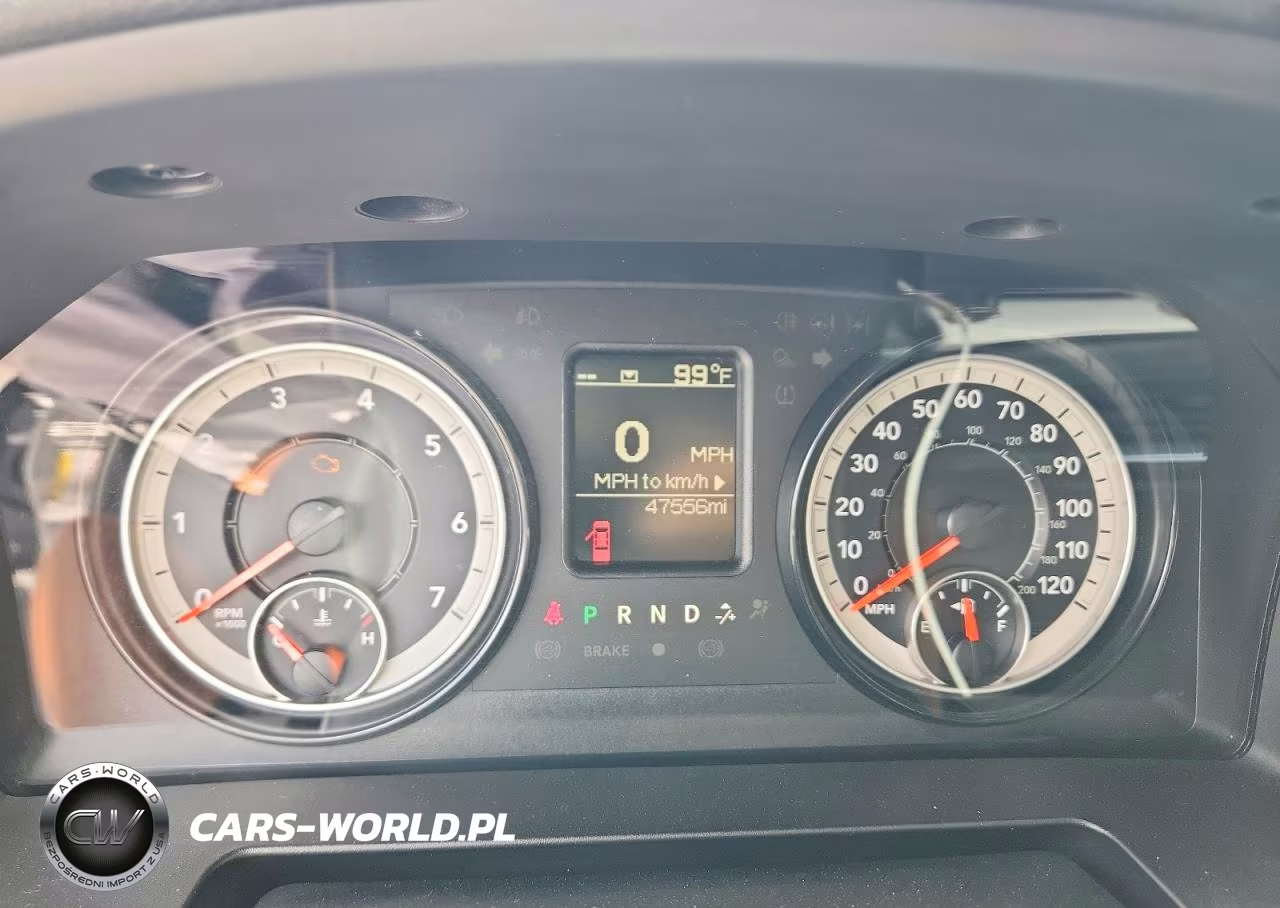 2021 Ram 1500 Classic Tradesman VIN:1C6RR7FG6MS524393 - 9