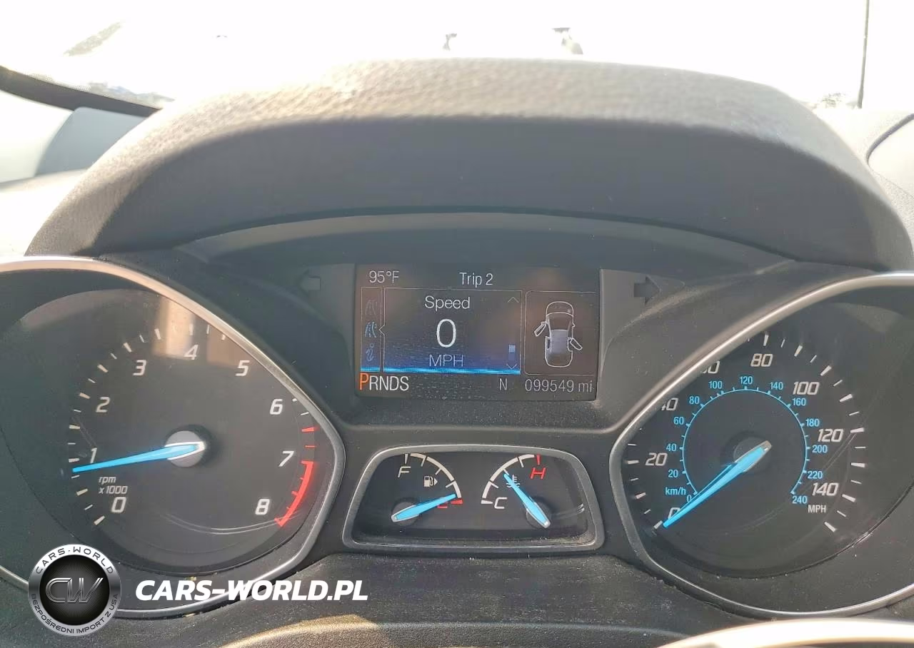 2016 Ford Escape Titanium VIN:1FMCU9JX1GUC79717 - 9