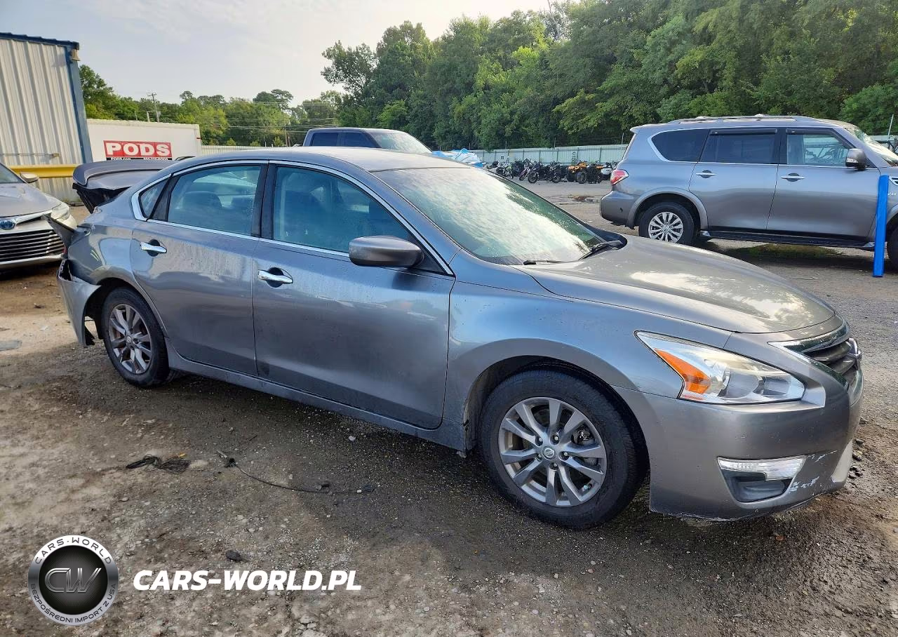 2015 Nissan Altima 2.5 S VIN:1N4AL3AP2FC494058 - 4