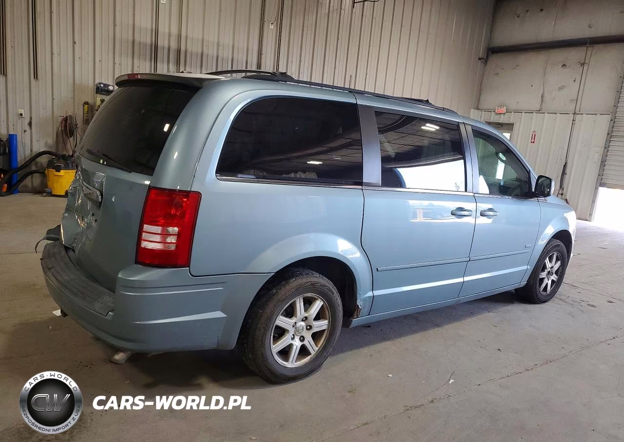 2008 Chrysler Town & Country Touring VIN:2A8HR54P68R818968 - 3