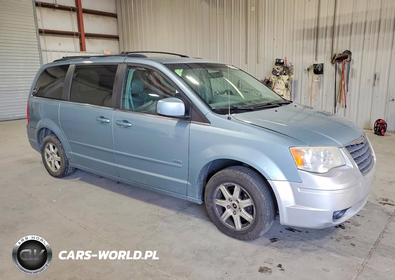 2008 Chrysler Town & Country Touring VIN:2A8HR54P68R818968 - 4