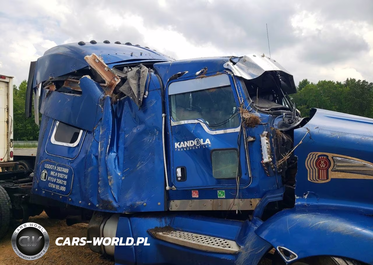2008 Kenworth T660 Semi Truck VIN:1XKADB9X58J222175 - 14