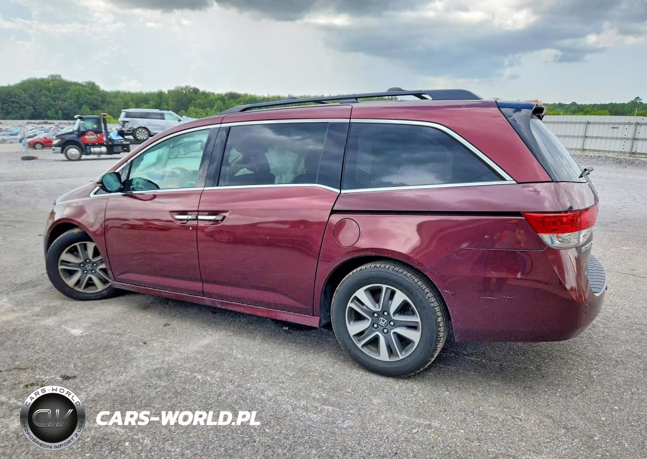 2016 Honda Odyssey Touring VIN:5FNRL5H9XGB055596 - 2