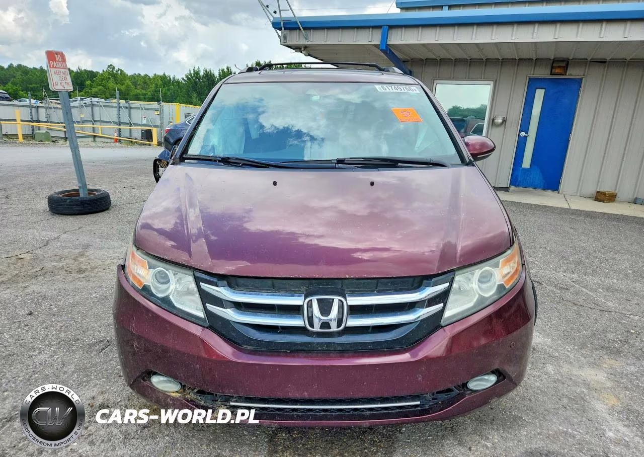 2016 Honda Odyssey Touring VIN:5FNRL5H9XGB055596 - 5