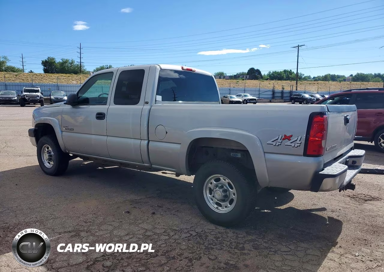 2007 Chevrolet Silverado K2500 Heavy Duty VIN:1GCHK29D77E135617 - 2