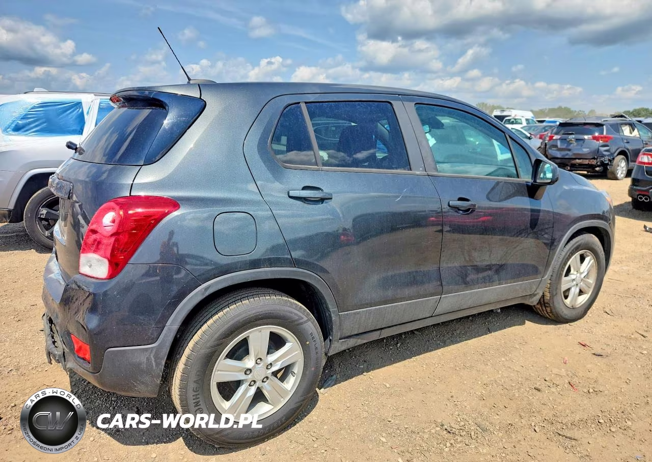 2019 Chevrolet Trax Ls VIN:3GNCJKSB6KL234516 - 3
