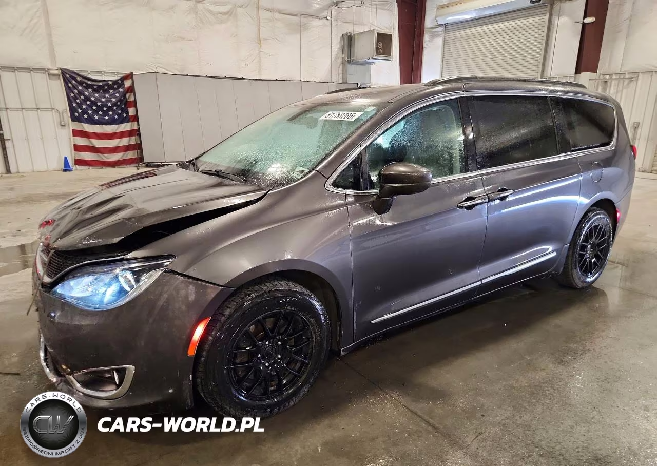 2017 Chrysler Pacifica Touring L