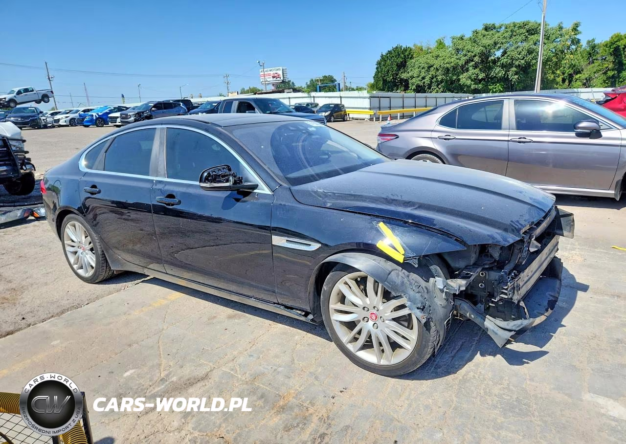 2016 Jaguar Xf Prestige VIN:SAJBE4BV6GCY03822 - 4