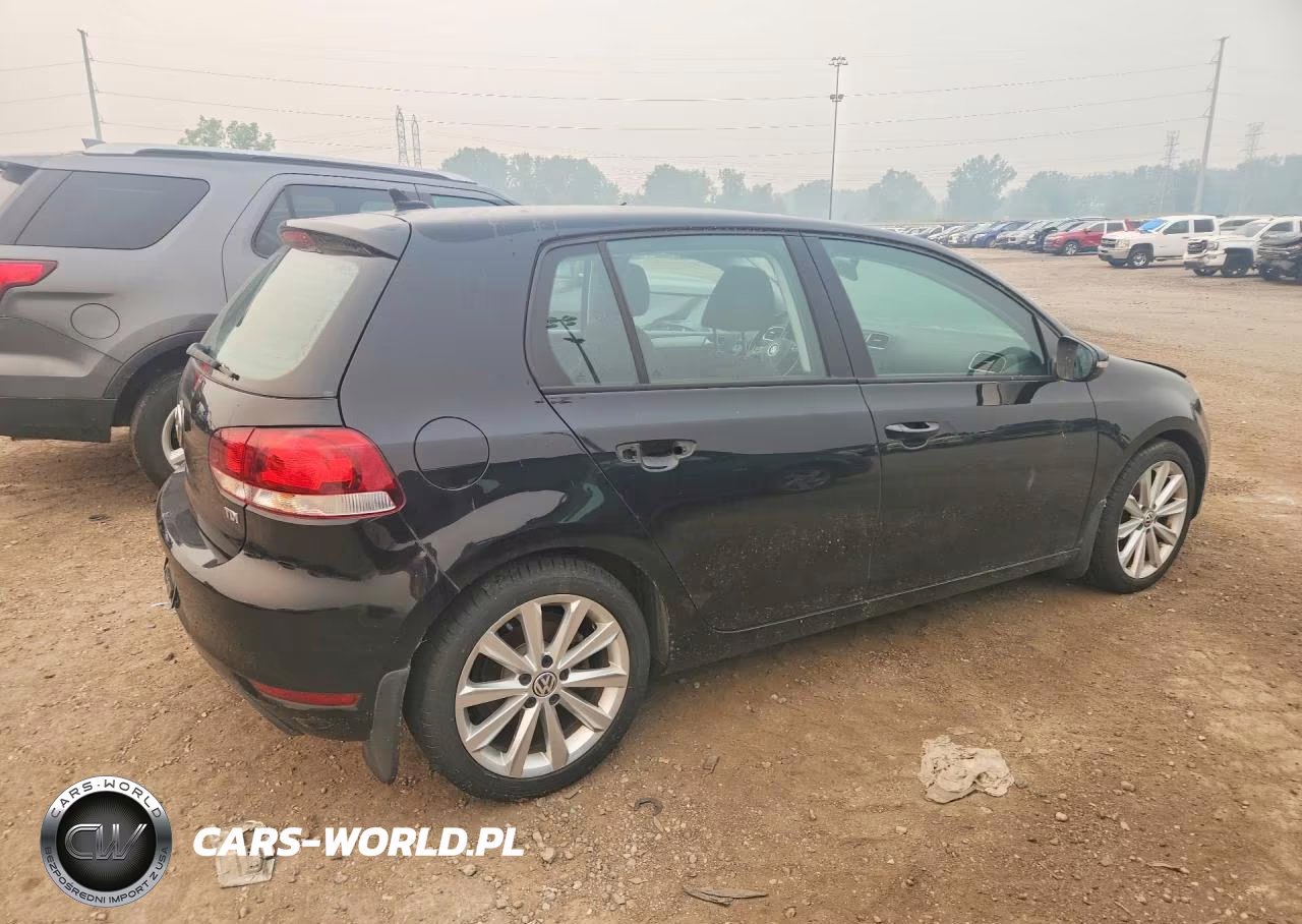 2013 Volkswagen Golf VIN:WVWDM7AJ3DW128886 - 3