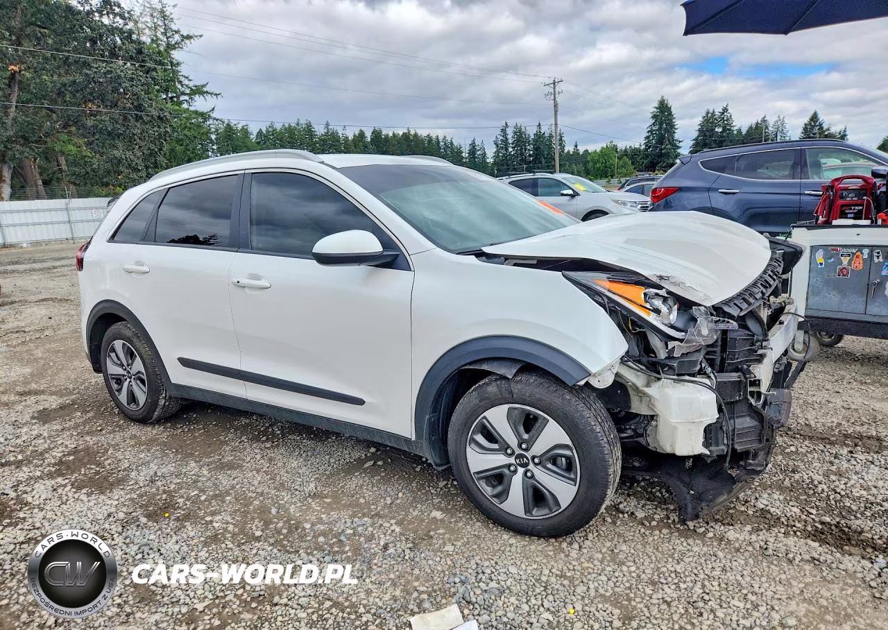 2018 Kia Niro Lx VIN:KNDCB3LC3J5160392 - 4