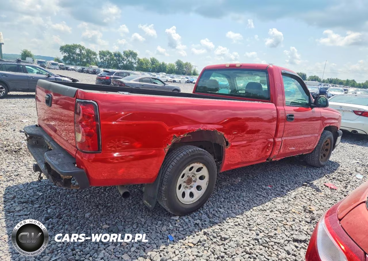 2005 Chevrolet Silverado C1500 VIN:1GCEC14X05Z330198 - 3
