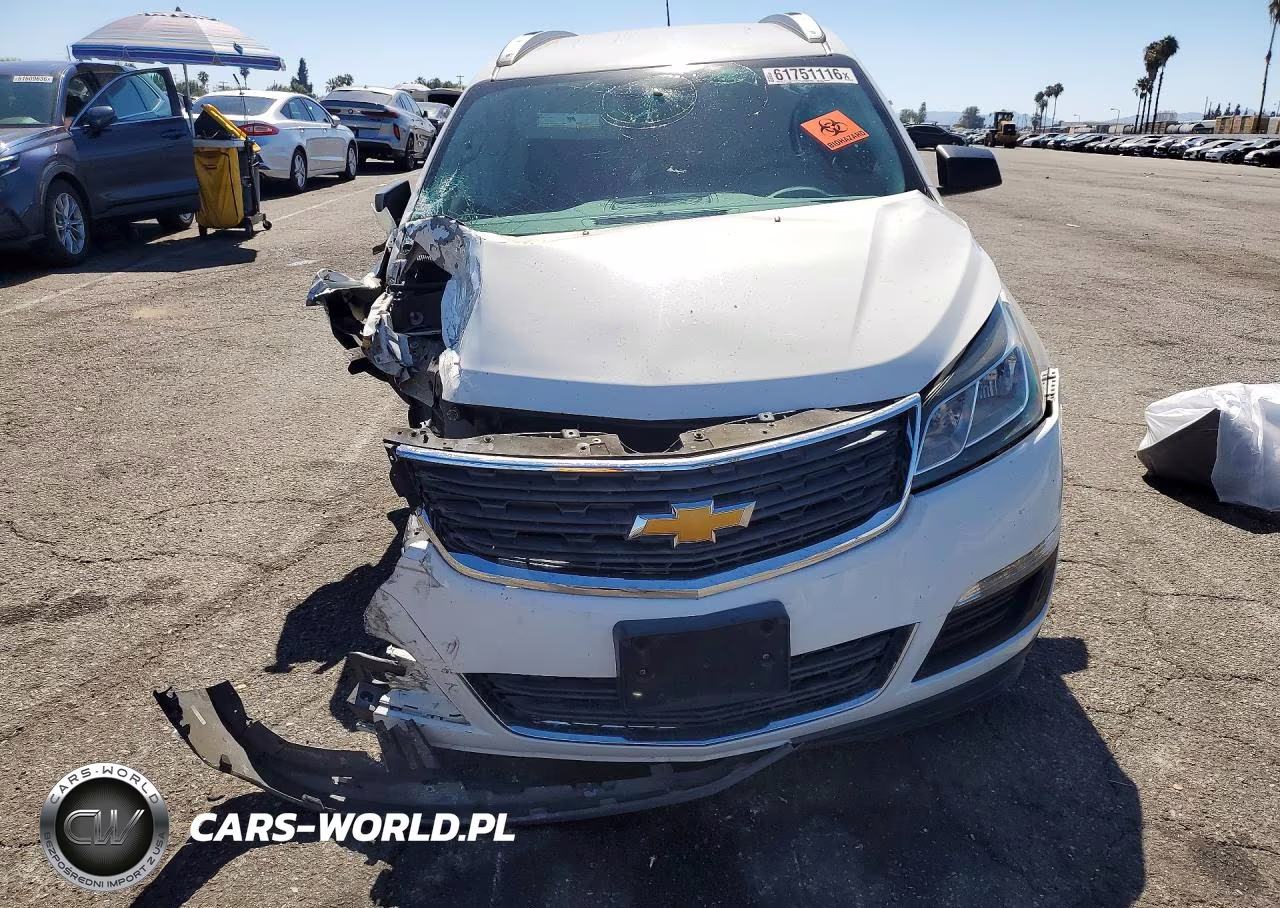 2015 Chevrolet Traverse Ls VIN:1GNKRFED7FJ197109 - 5