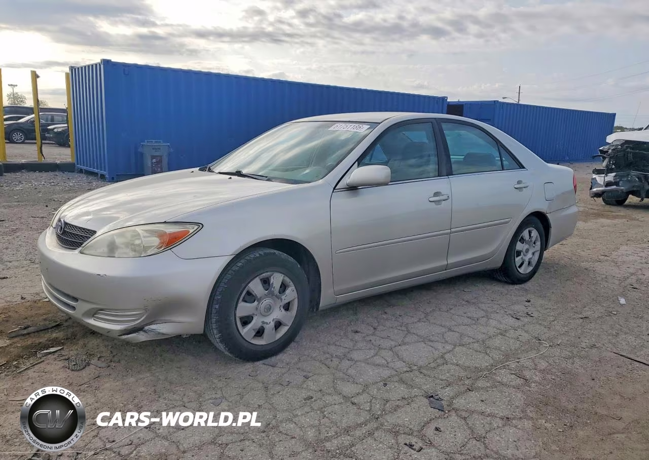 2002 Toyota Camry Le VIN:4T1BE32K52U531504 - 1