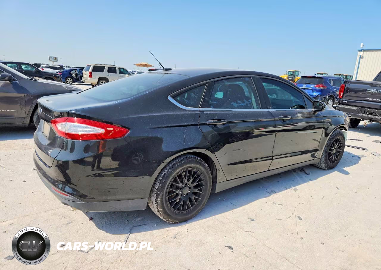 2014 Ford Fusion S VIN:1FA6P0G77E5386618 - 3