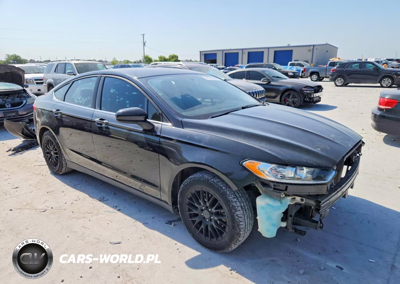 2014 Ford Fusion S VIN:1FA6P0G77E5386618 - 4