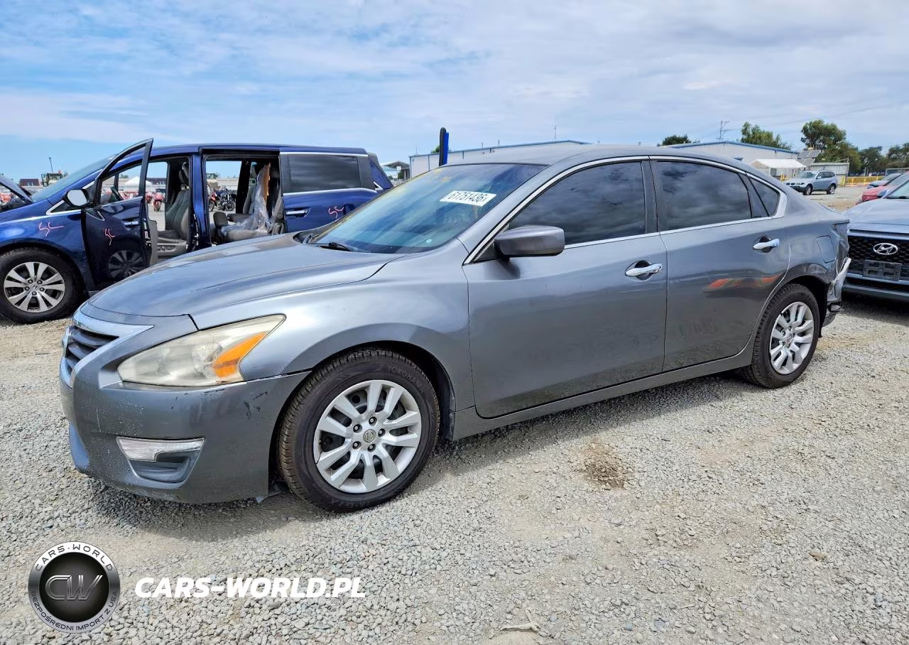 2015 Nissan Altima 2.5 S – zdjęcie 1 z 13