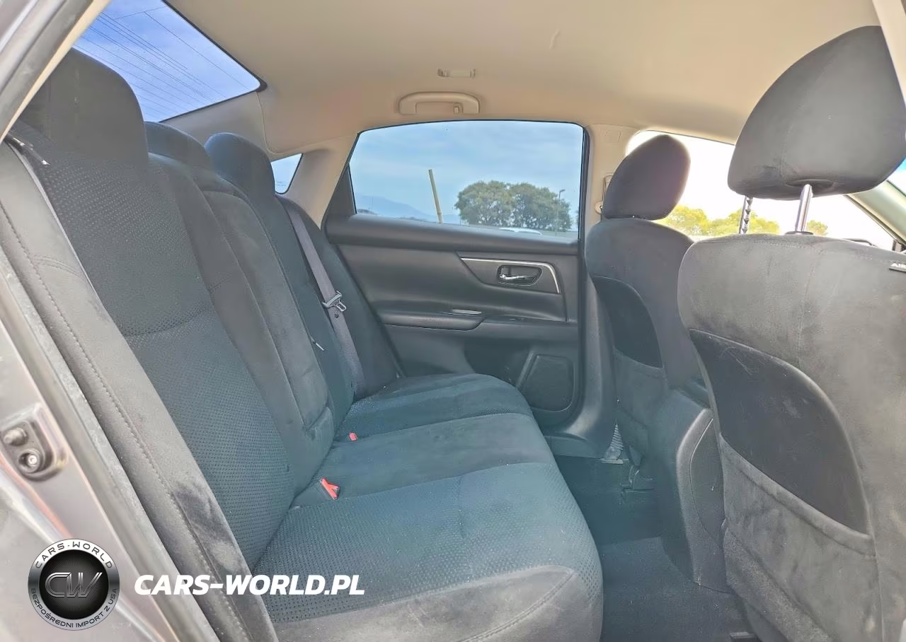 2015 Nissan Altima 2.5 S VIN:1N4AL3AP1FC261031 - 10