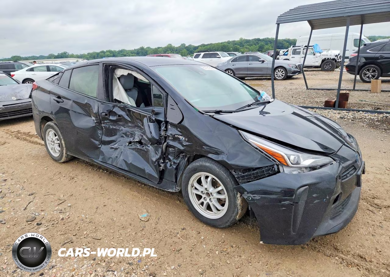 2021 Toyota Prius Le VIN:JTDKAMFU9M3144187 - 4