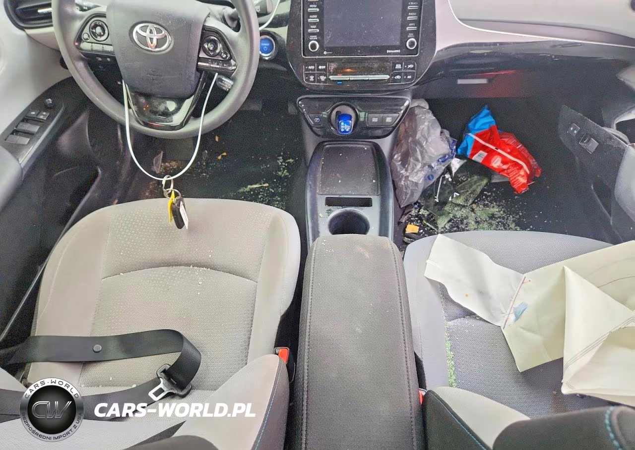 2021 Toyota Prius Le VIN:JTDKAMFU9M3144187 - 8