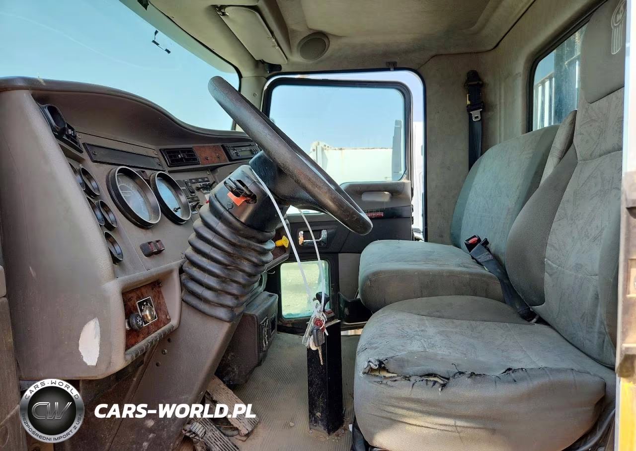 2009 Kenworth T300 Flatbed Truck VIN:2NKHLN9XX9M243577 - 7