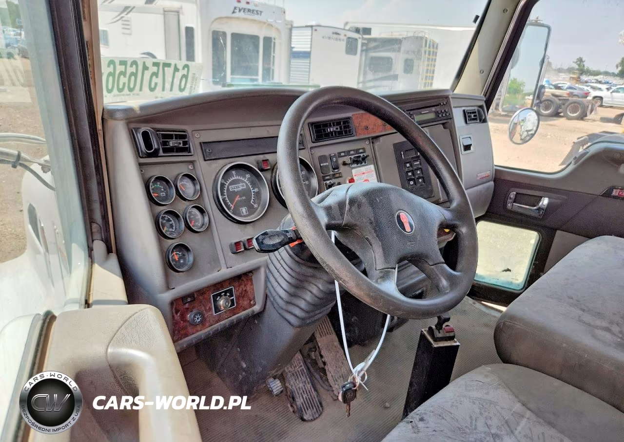2009 Kenworth T300 Flatbed Truck VIN:2NKHLN9XX9M243577 - 8