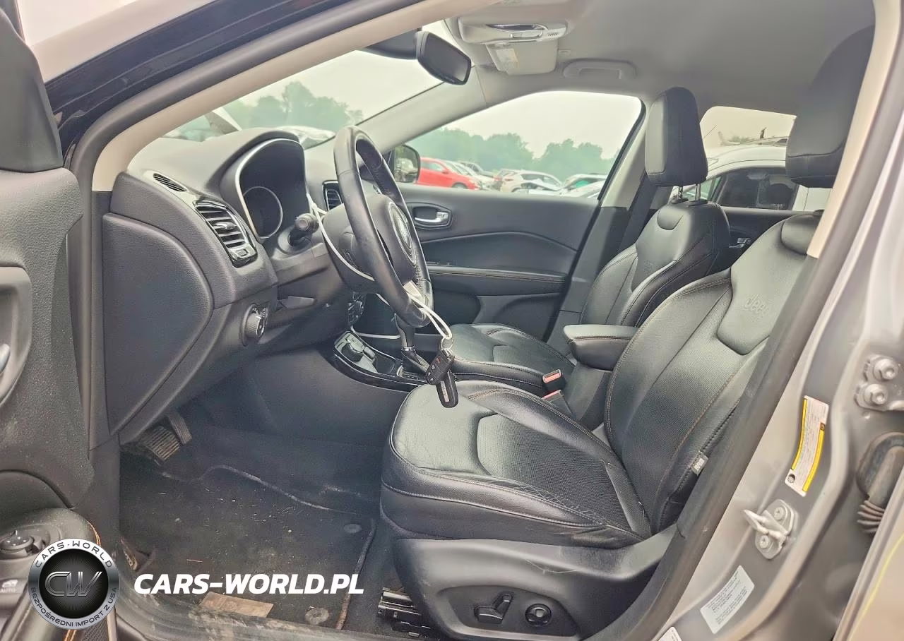 2018 Jeep Compass Limited VIN:3C4NJDCB7JT135536 - 7
