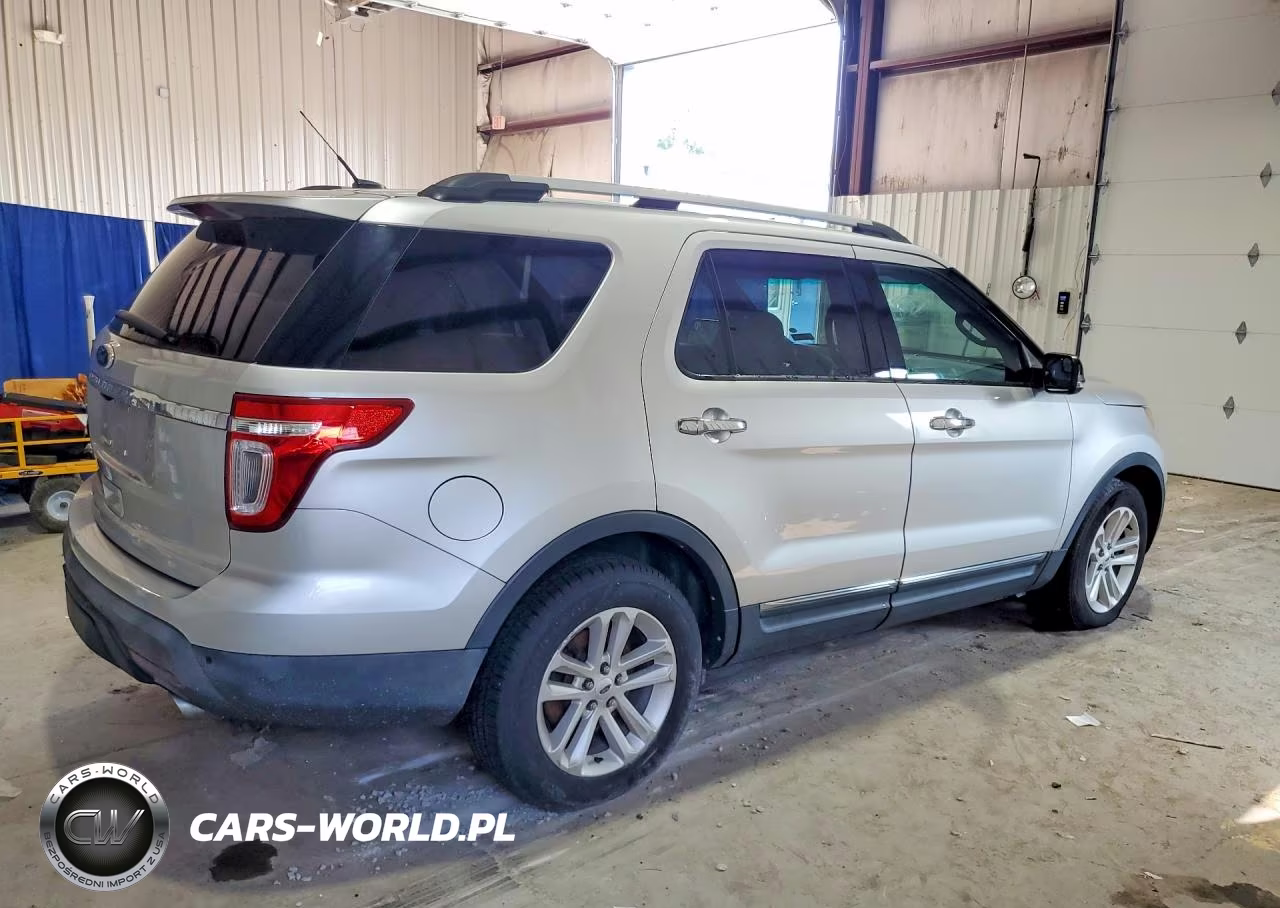 2012 Ford Explorer Xlt VIN:1FMHK8D8XCGA08044 - 3